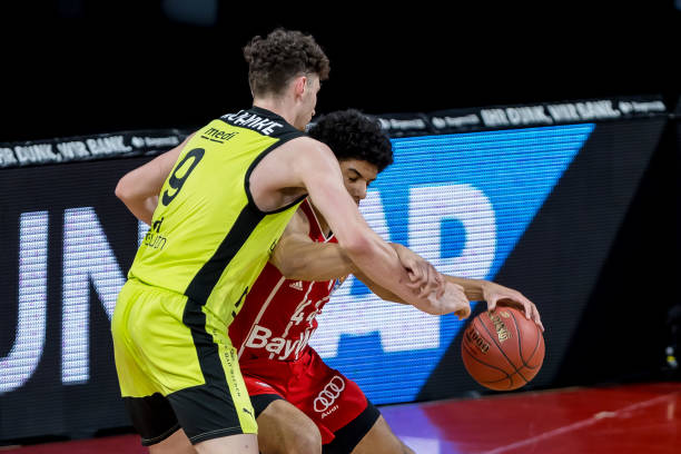 具备不容忽 具备不容忽