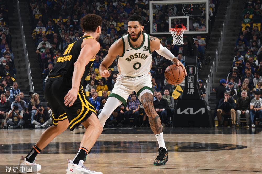 虽然他的防 虽然他的防