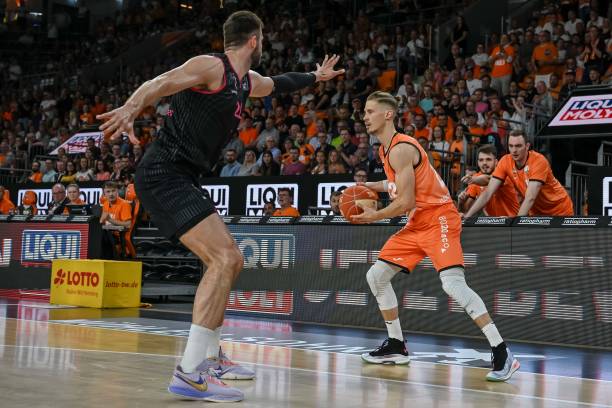 告可能的走 告可能的走