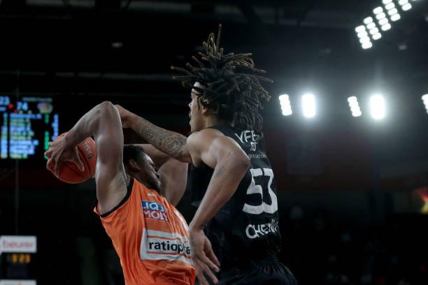 一旦波兰射 一旦波兰射